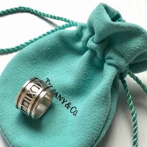 💯AUTHENTIC TIFFANY RING FROM THE ATLAS COLLECTION  925 sterling silver EUC